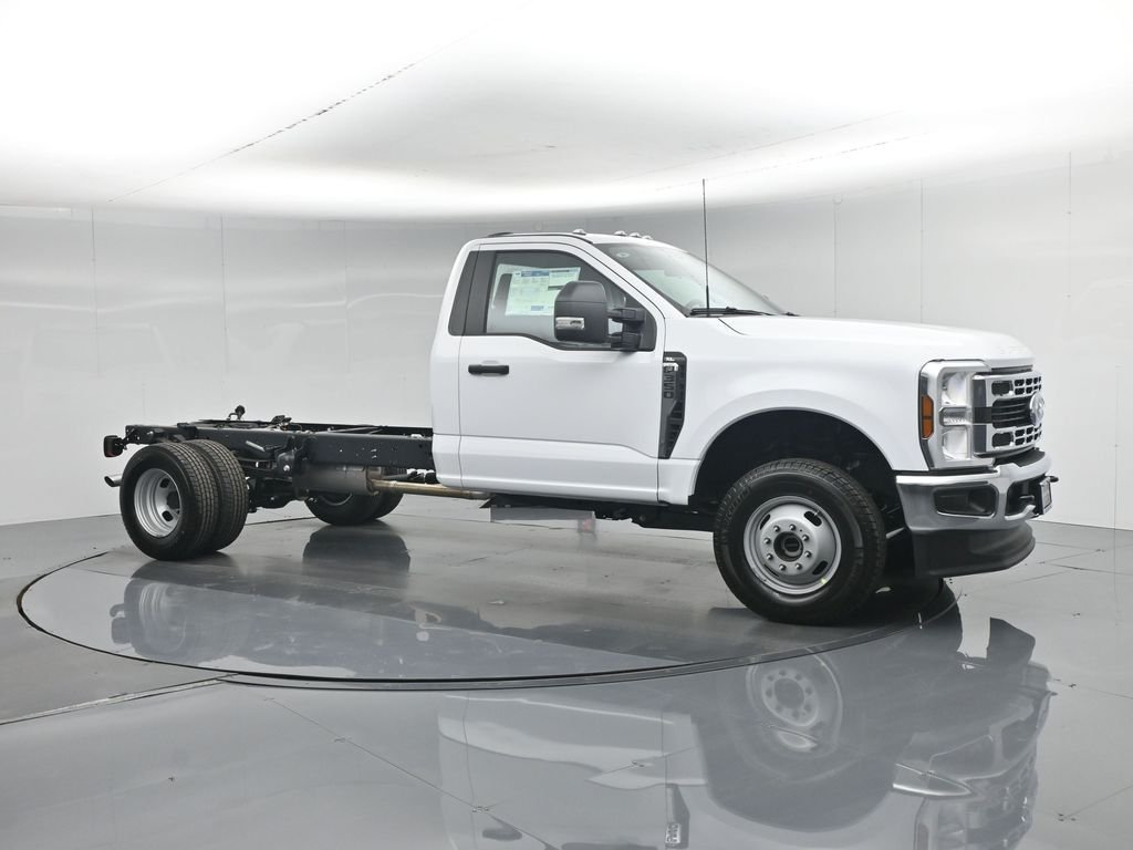 New 2026 Oxford White Ford XL image 19