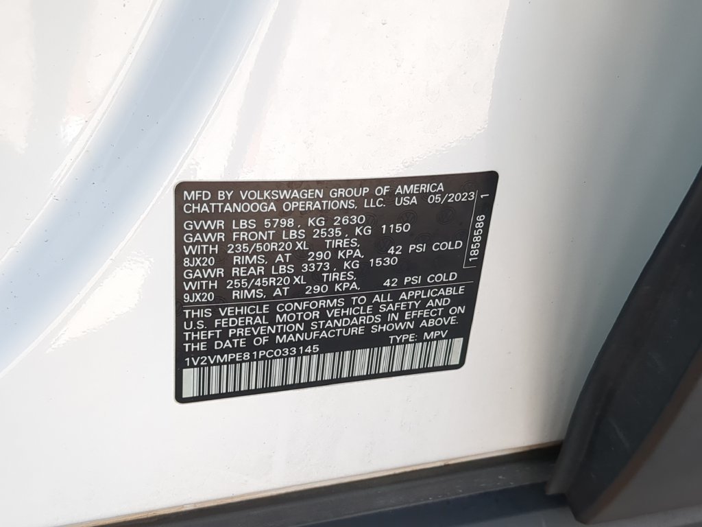 Certified Used 2023 White Volkswagen Pro S image 37