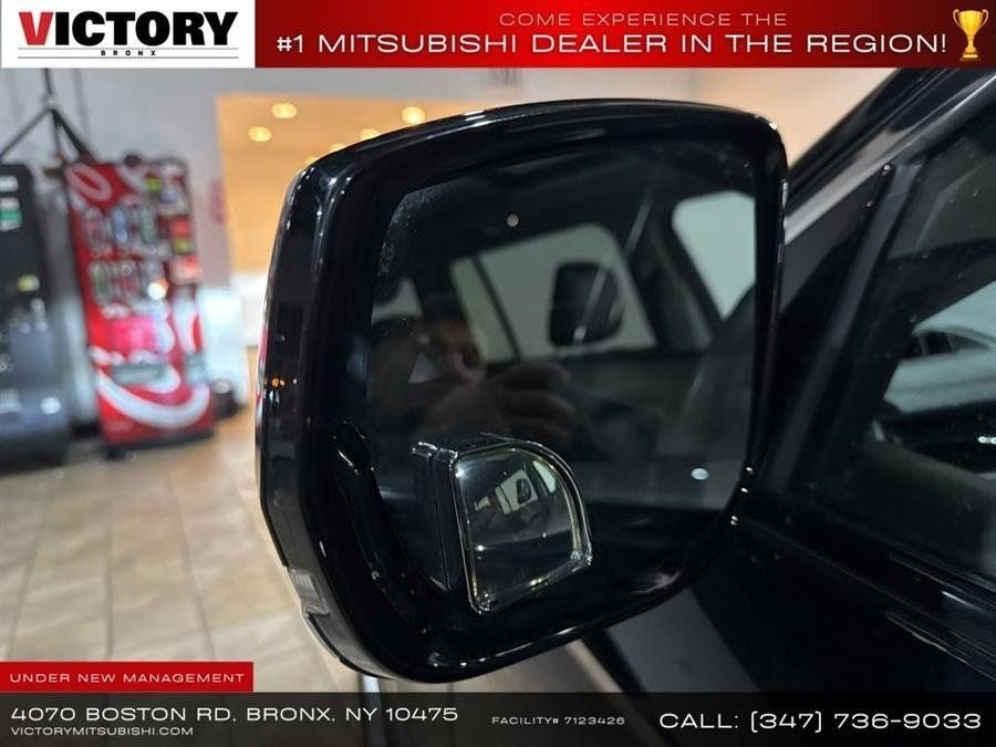 Used 2023 Black Jeep Limited image 33