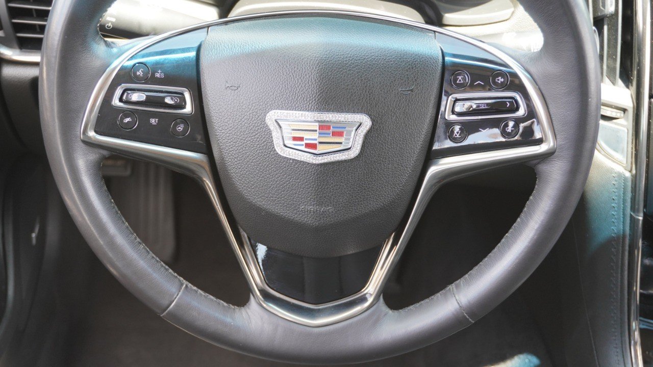 Used 2018 Silver Cadillac Luxury RWD image 30