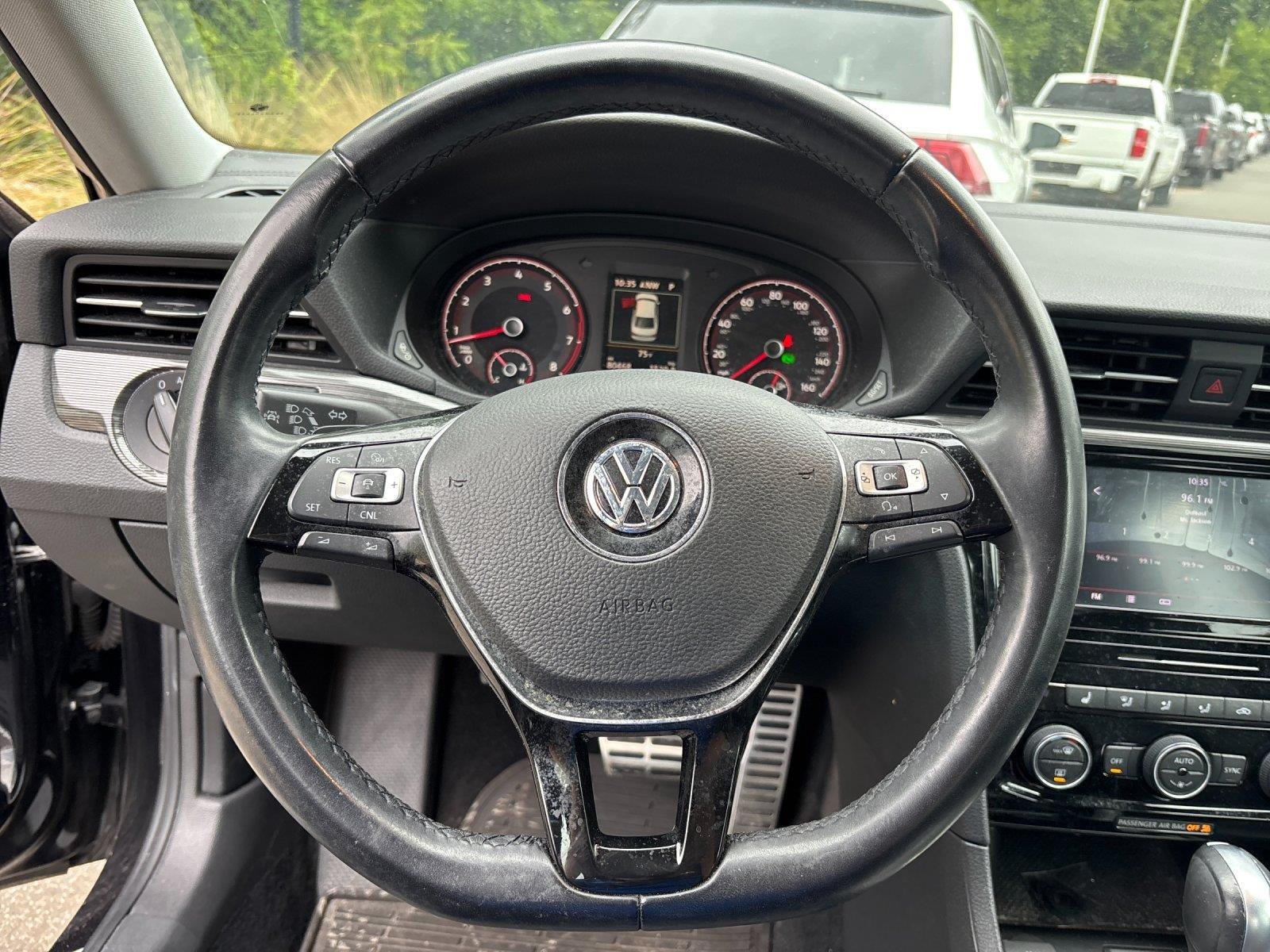 Used 2020 Deep Black Pearl Volkswagen 2.0T R-Line image 16