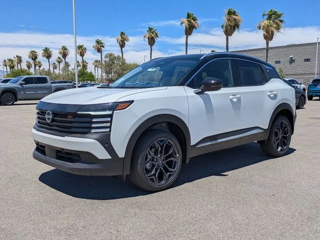 New 2026 Aspen White TriCoat / Super Black Two-tone Nissan SR image 2