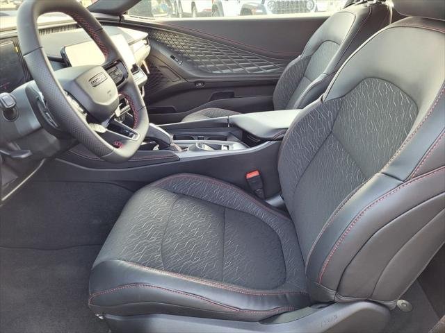 New 2025 Diamond Black Crystal Pearlcoat Dodge R/T image 34