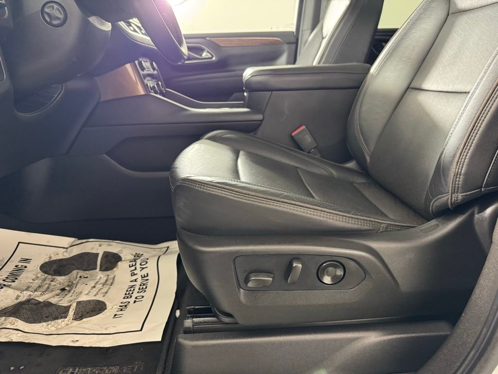 Used 2021 Summit White Chevrolet High Country image 17