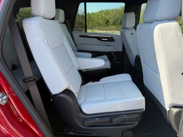 2025 Chevrolet Tahoe Premier - Photo 11