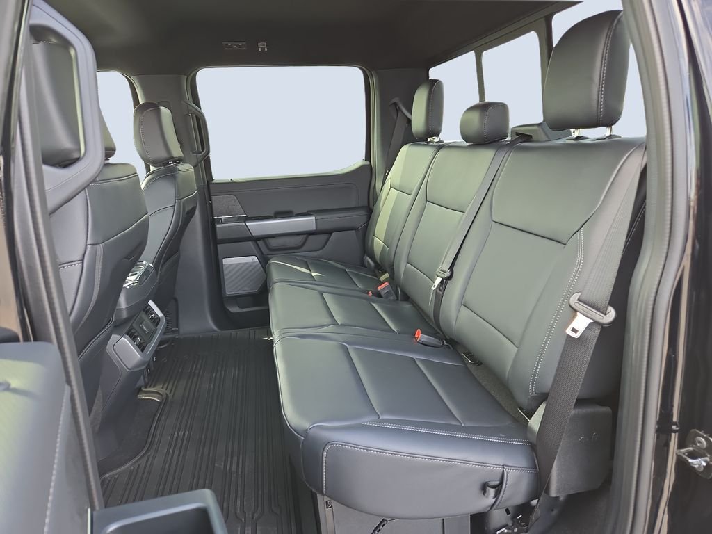 New 2026 Agate Black Metallic Ford XLT image 13