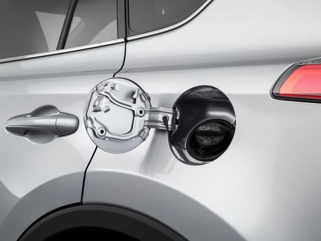 Used 2018 Silver Toyota LE image 53
