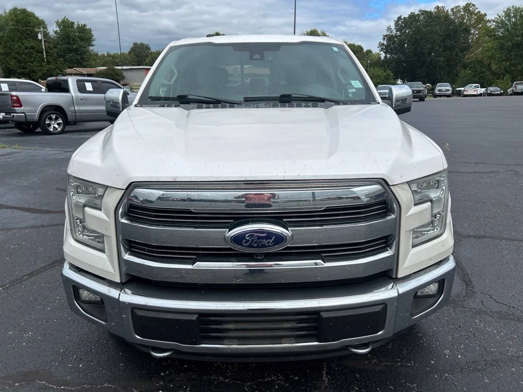 Used 2016 White Platinum Clearcoat Metallic Ford Lariat image 2