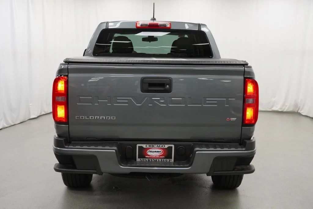 Used 2022 Gray Chevrolet Work Truck image 14
