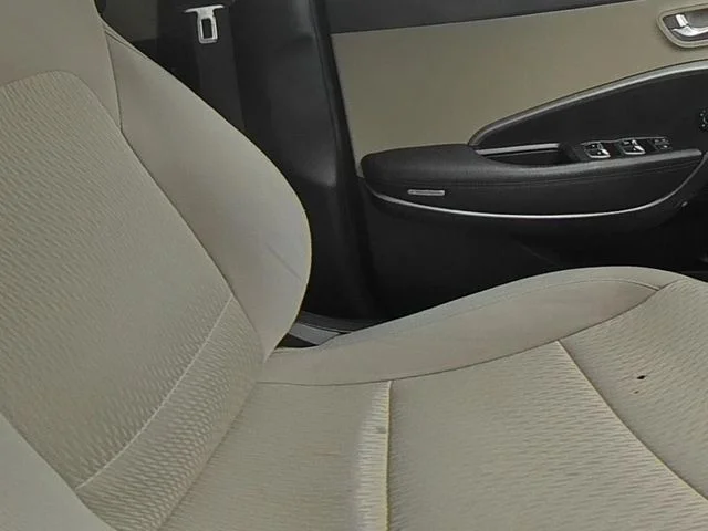 Used 2018 Red Hyundai 2.4 Base image 37
