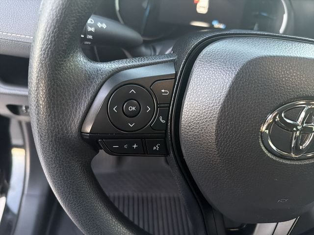 2025 Toyota RAV4 LE - Photo 16
