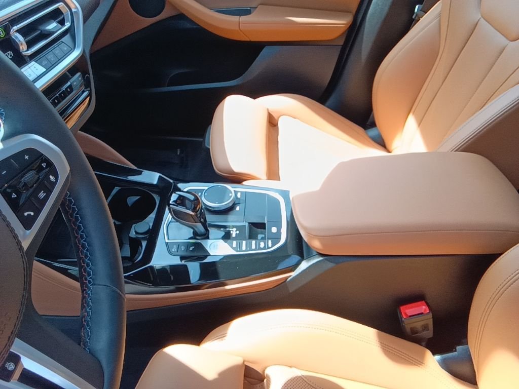 Used 2025 Aventurin Red Metallic BMW M40i image 19
