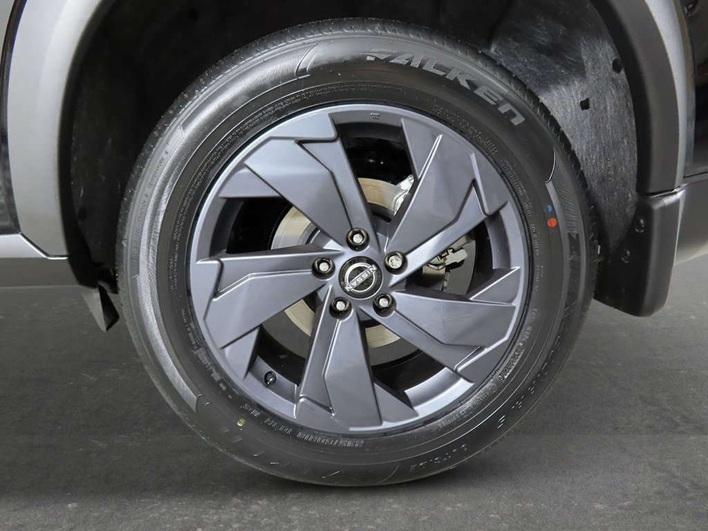 New 2026 Super Black Nissan SV image 9
