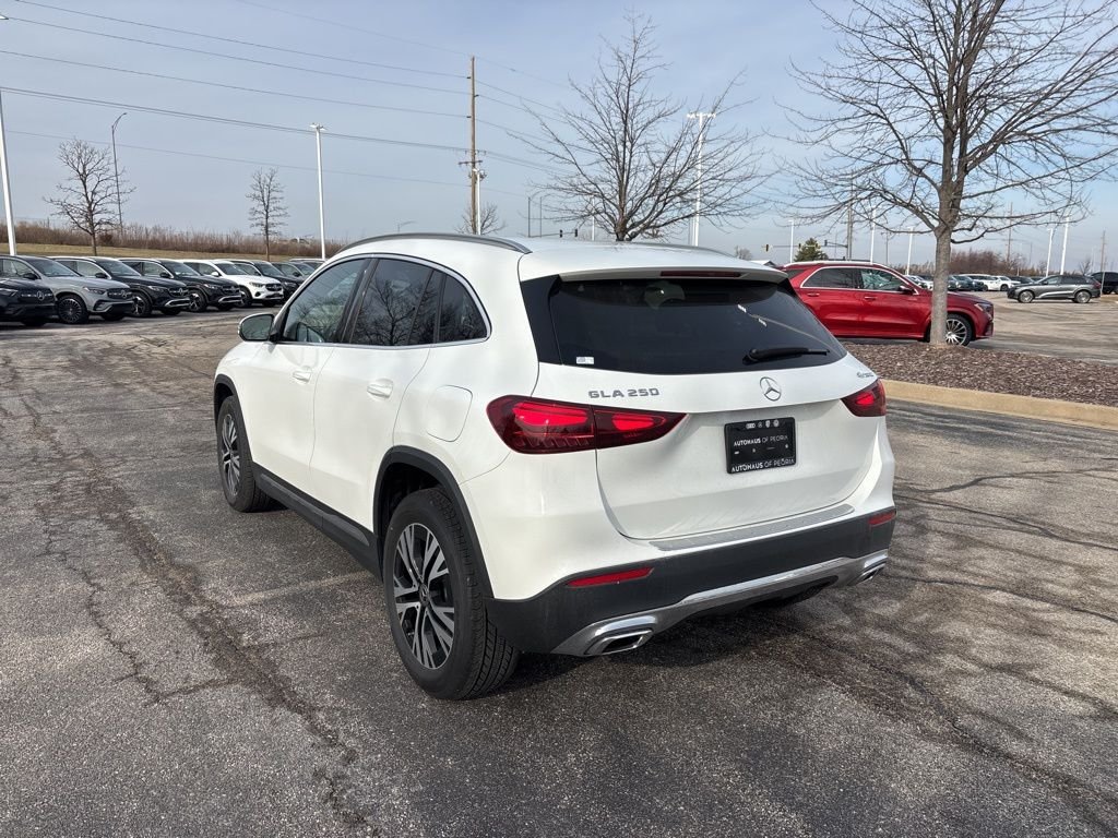 Used 2025 White Mercedes-Benz GLA 250 image 16