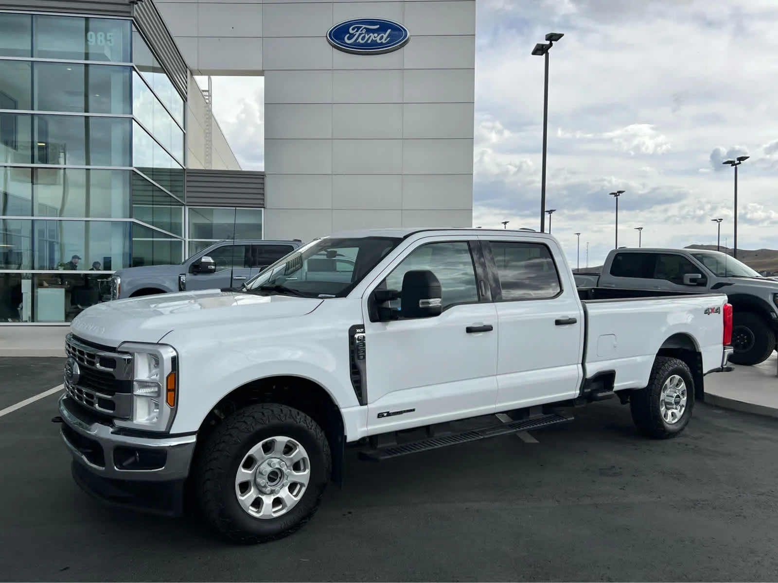 2024 Ford F-350 XLT 4x4 Crew Cab 176 in SRW's photo