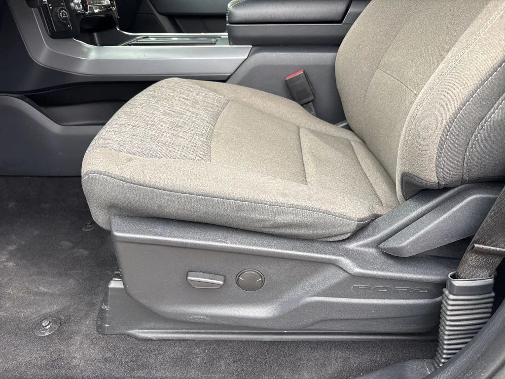 Used 2024 White Ford XLT image 14