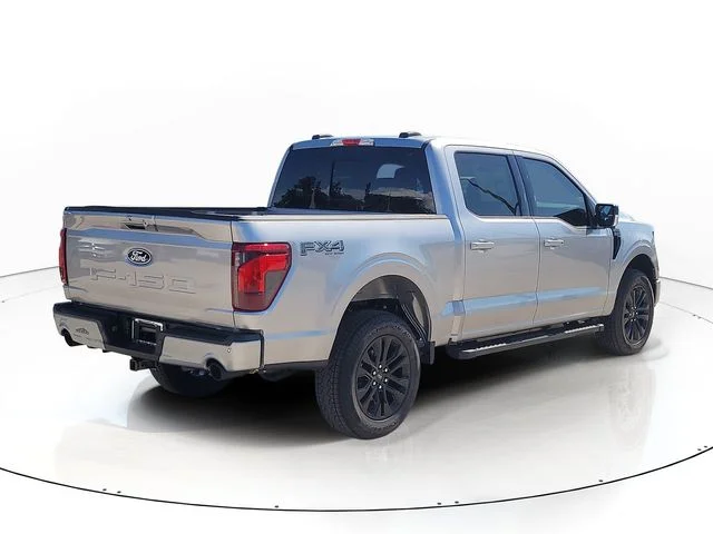 New 2026 Silver Metallic Ford XLT image 5
