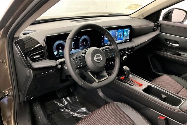 New 2026 Canyon Bronze Nissan SR image 7