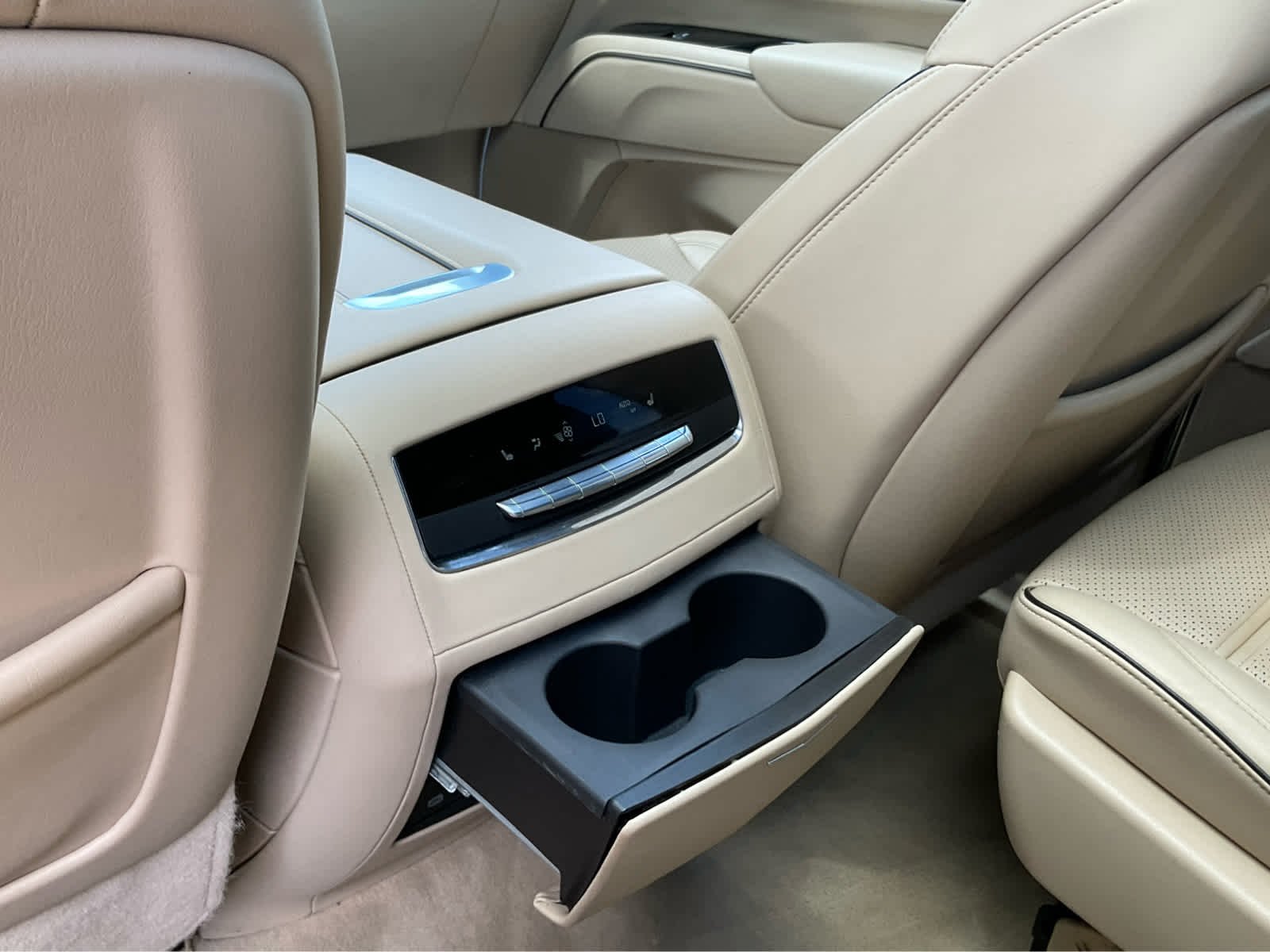 Used 2023 Crystal White Tricoat Cadillac 4WD Premium Luxury image 24