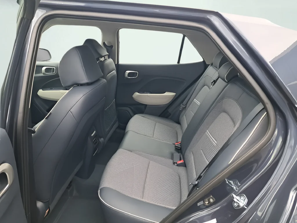 New 2026 White Hyundai SEL image 13