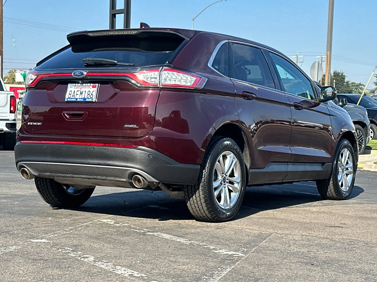 Used 2017 Red Ford SEL image 4