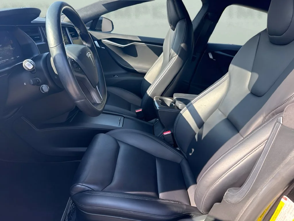 Used 2020  Tesla Performance image 9