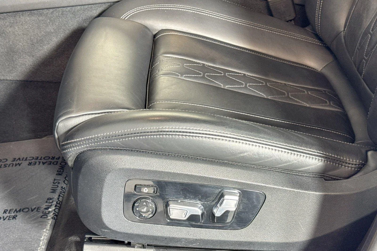Used 2023 Alpine White BMW xDrive40i image 18