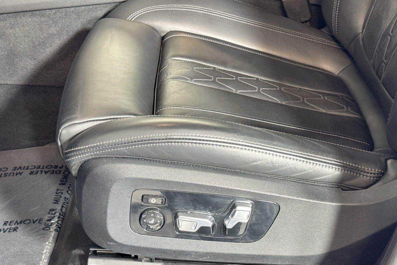Used 2023 Alpine White BMW xDrive40i image 18