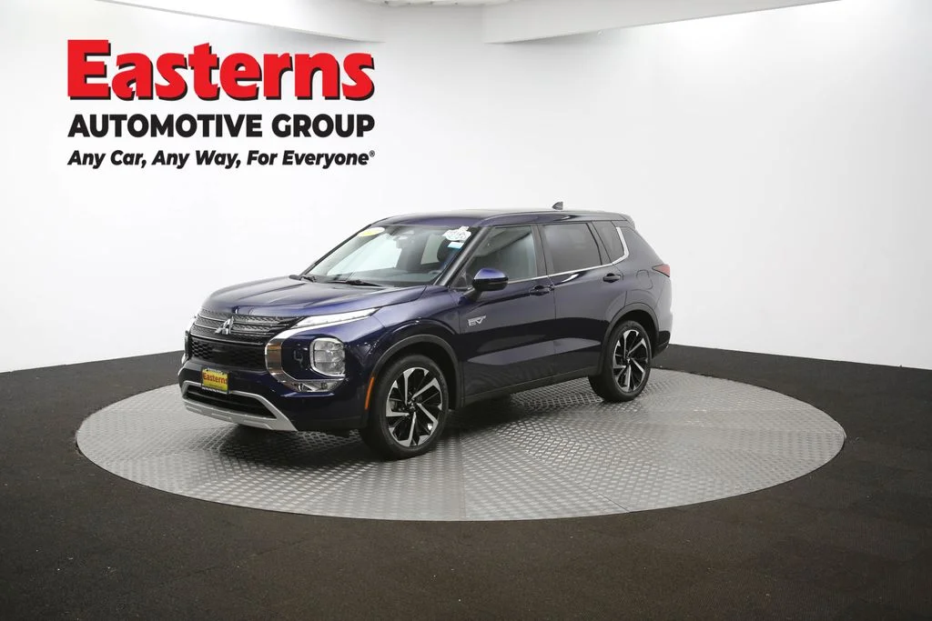 Used 2023 Blue Mitsubishi SE image 58