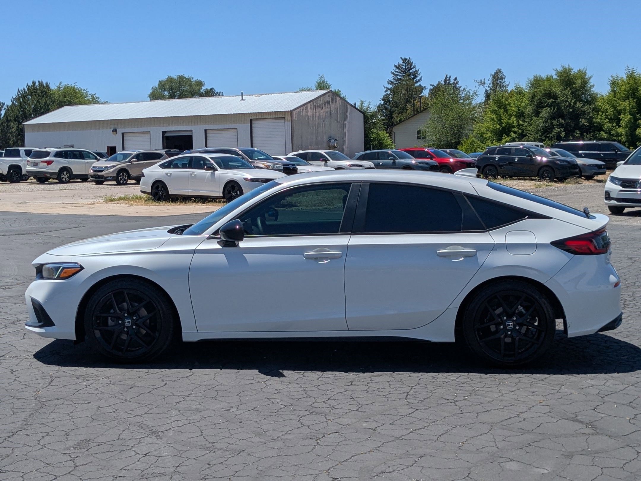 Used 2024 Platinum White Pearl Honda Sport image 7