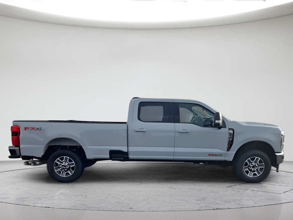 New 2026 Avalanche Ford F-250® Lariat® image 2
