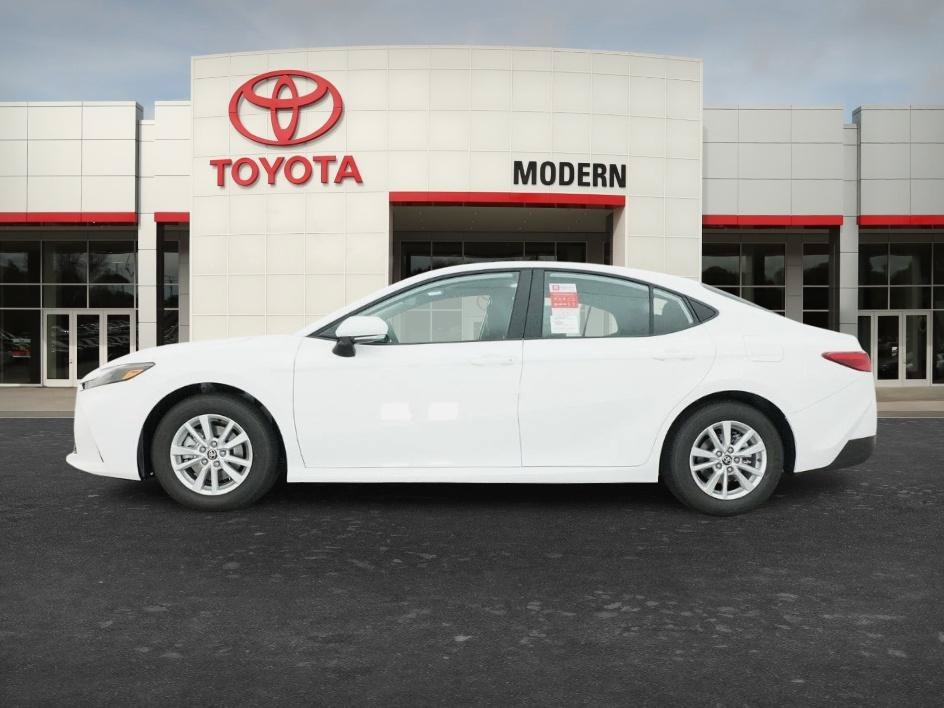 New 2026 Ice Cap Toyota LE image 9