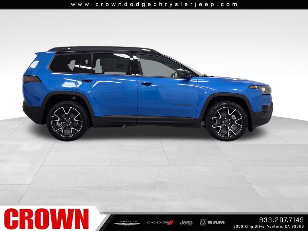 New 2026 Hydro Blue Pearl-Coat Exterior Paint Jeep Overland image 4