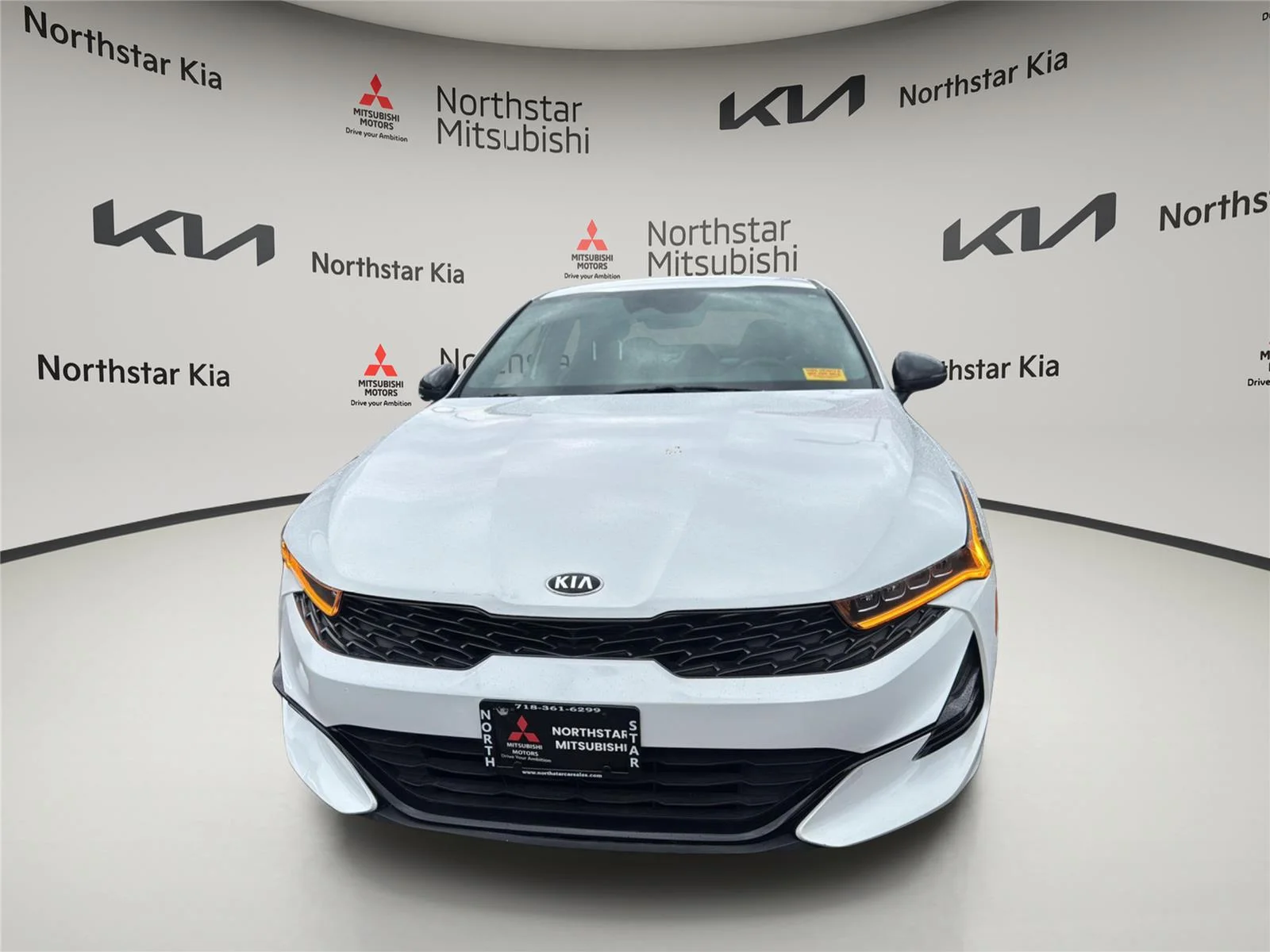 Used 2021 Glacial White Pearl Kia GT-Line image 8