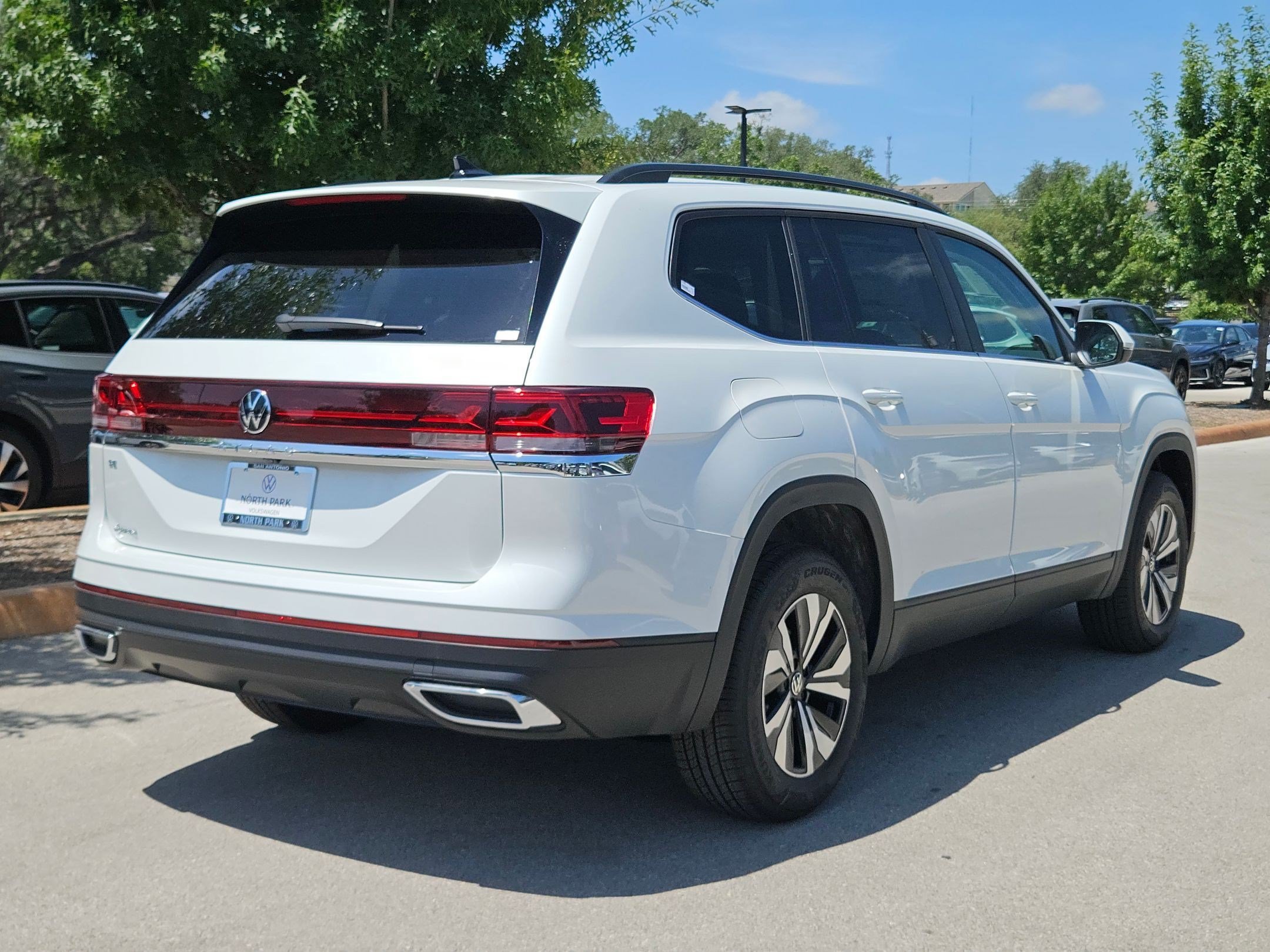 New 2026 Opal White Pearl Volkswagen 2.0T SE image 3