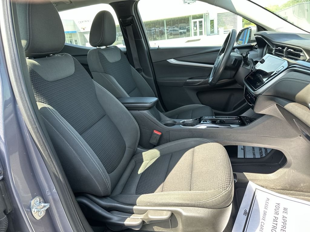 Used 2023 Gray Chevrolet LT image 29