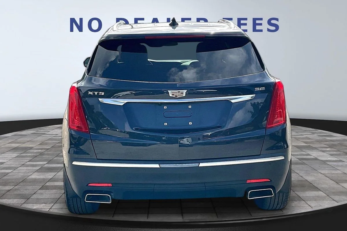 Used 2019 Blue Cadillac Luxury image 5