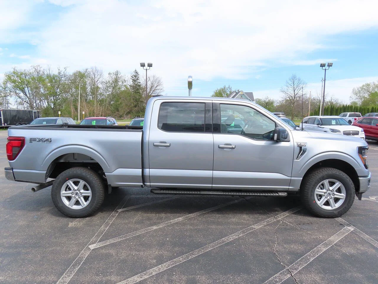 New 2026 Iconic Silver Metallic Ford XLT image 4