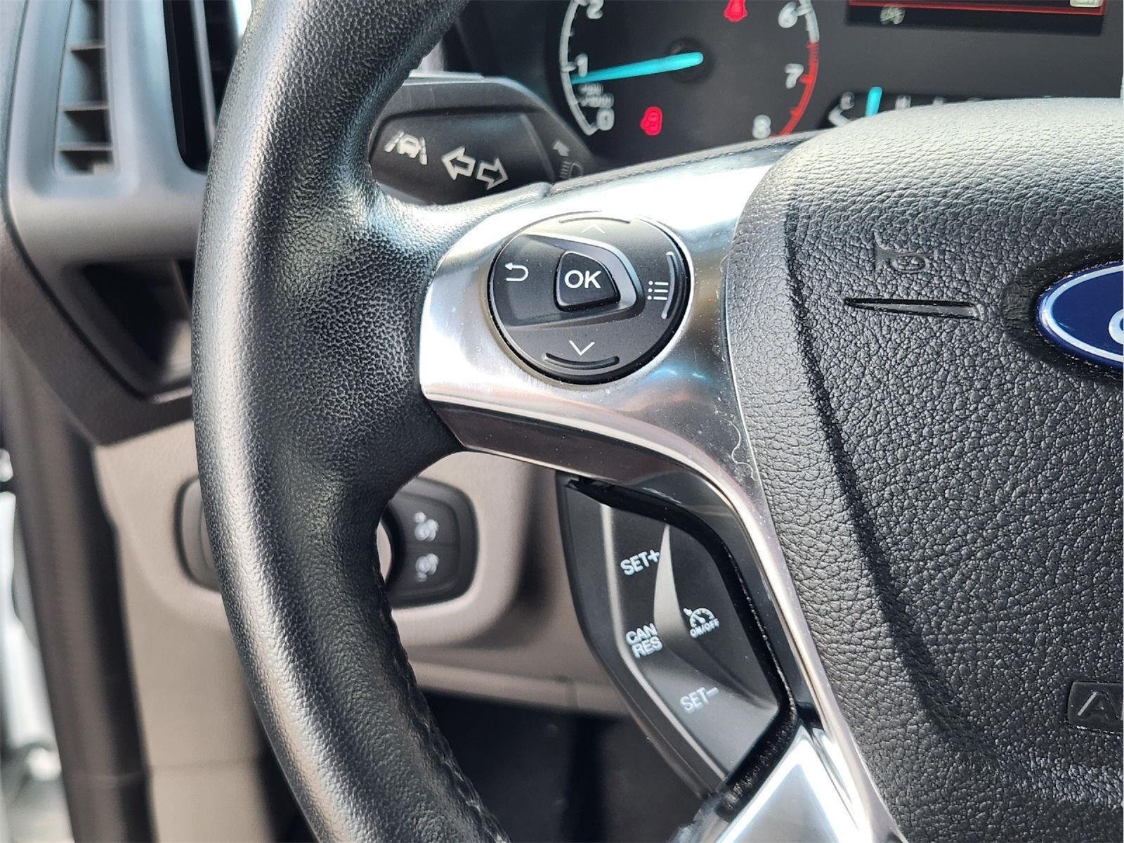 Used 2023 Frozen White Ford XLT image 28