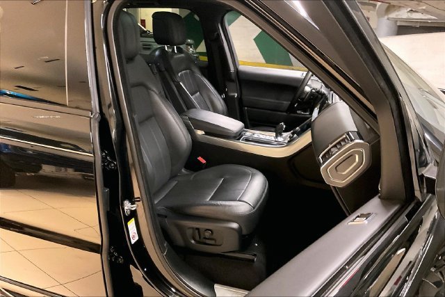 Used 2019 Black Land Rover Supercharged image 6