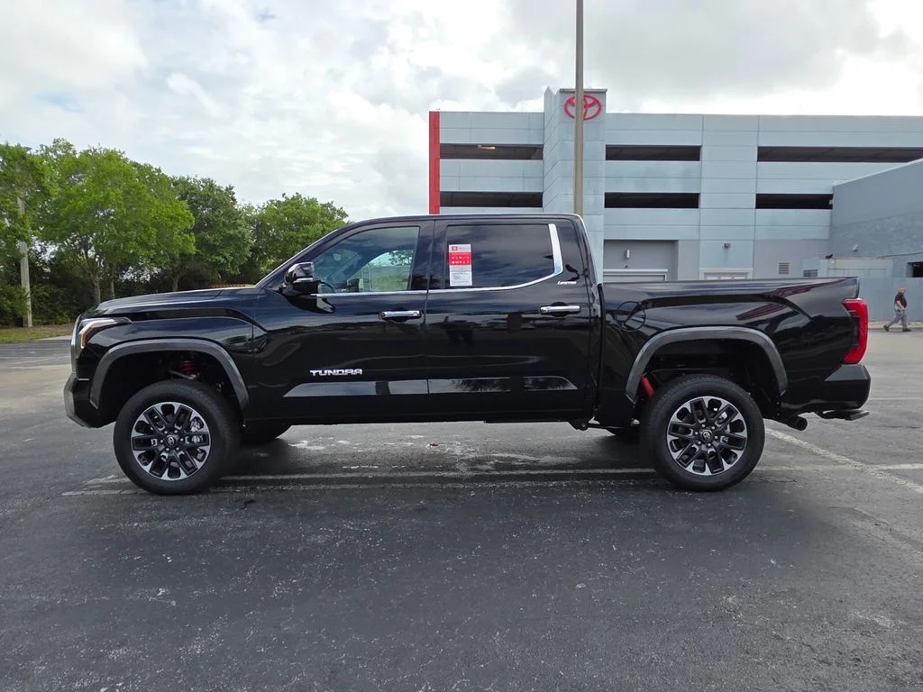 2026 Toyota Tundra Limited - Photo 8