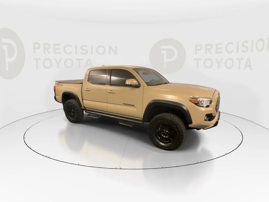 Used 2018 Quicksand Toyota TRD Off-Road image 2