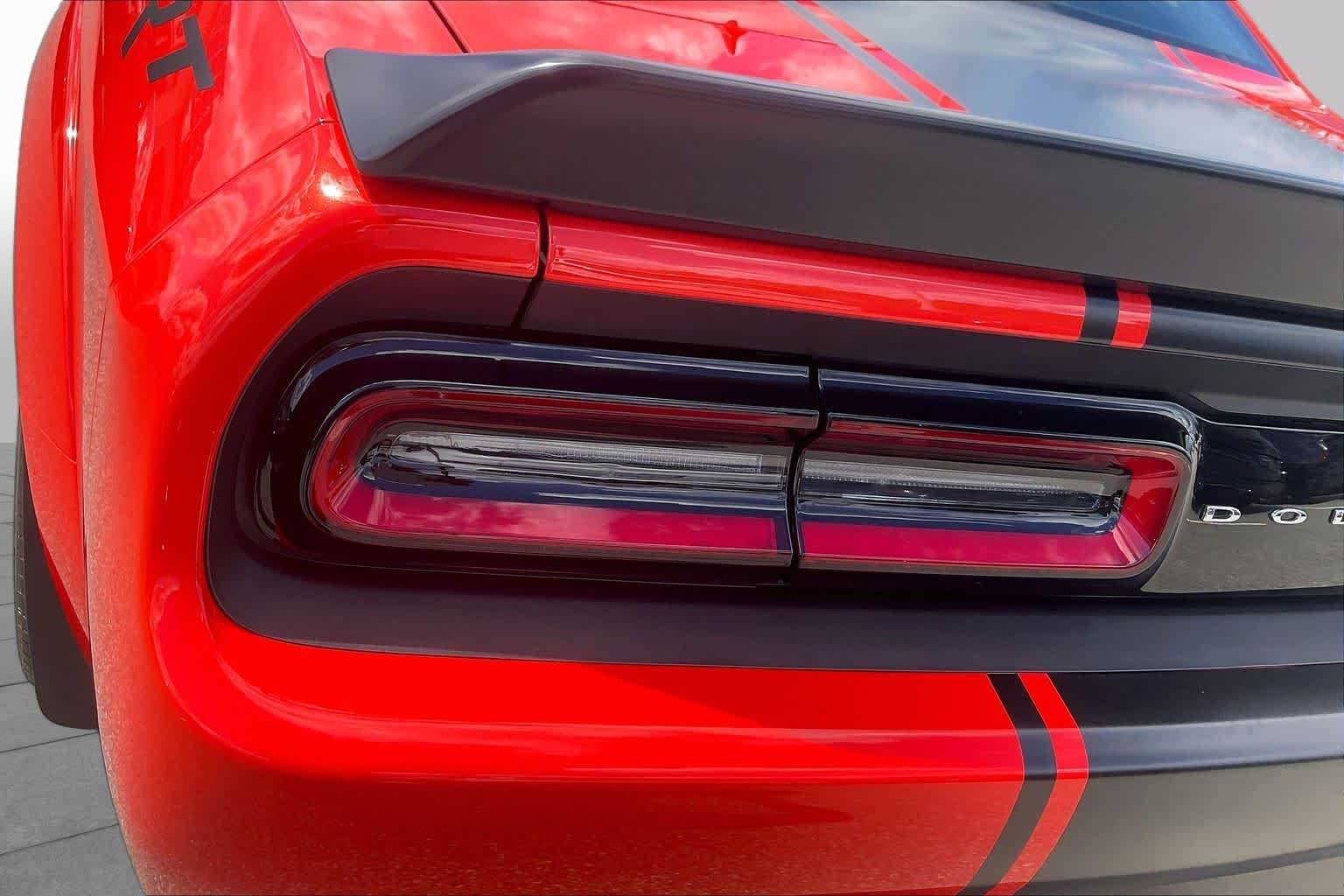 Used 2022 Go Mango Dodge R/T Scat Pack Widebody image 24