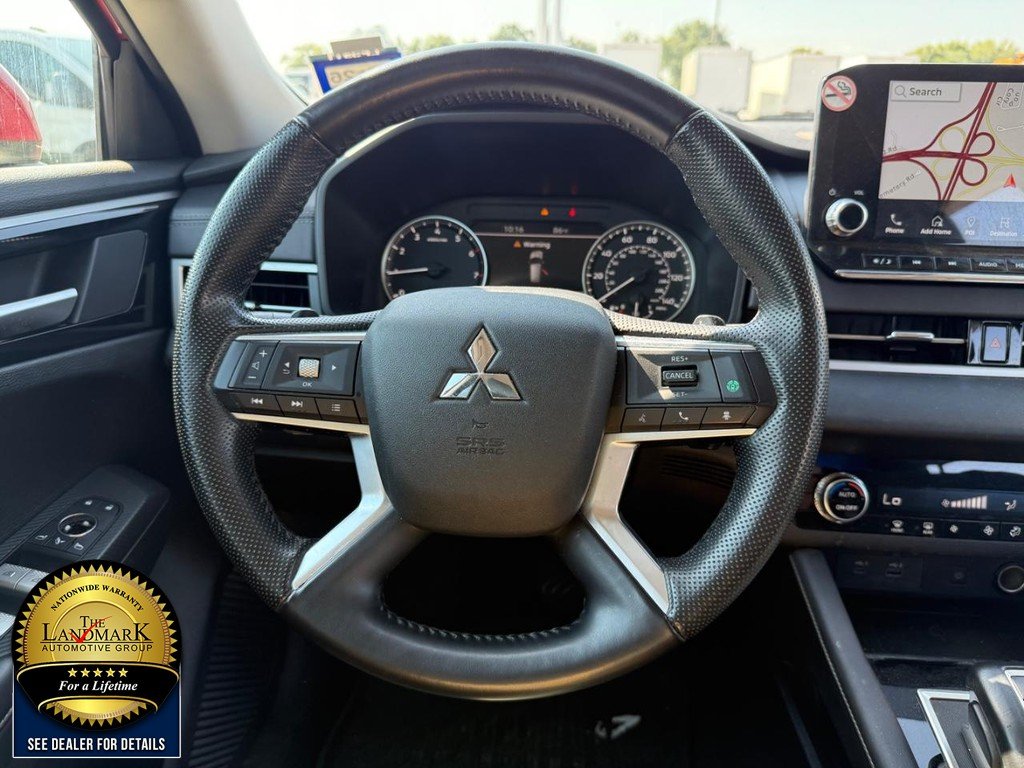 Used 2024 Red Diamond Mitsubishi SE Black Edition FWD image 18