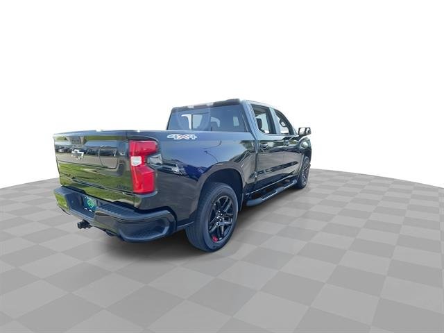 Certified Used 2022 Black Chevrolet RST image 9