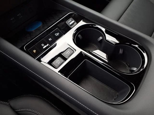 New 2027 Champagne Silver Metallic Nissan Platinum image 17