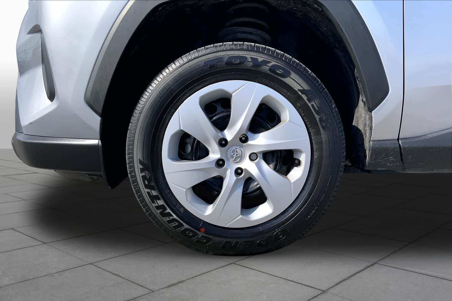 Used 2025 Silver Sky Metallic Toyota LE image 11