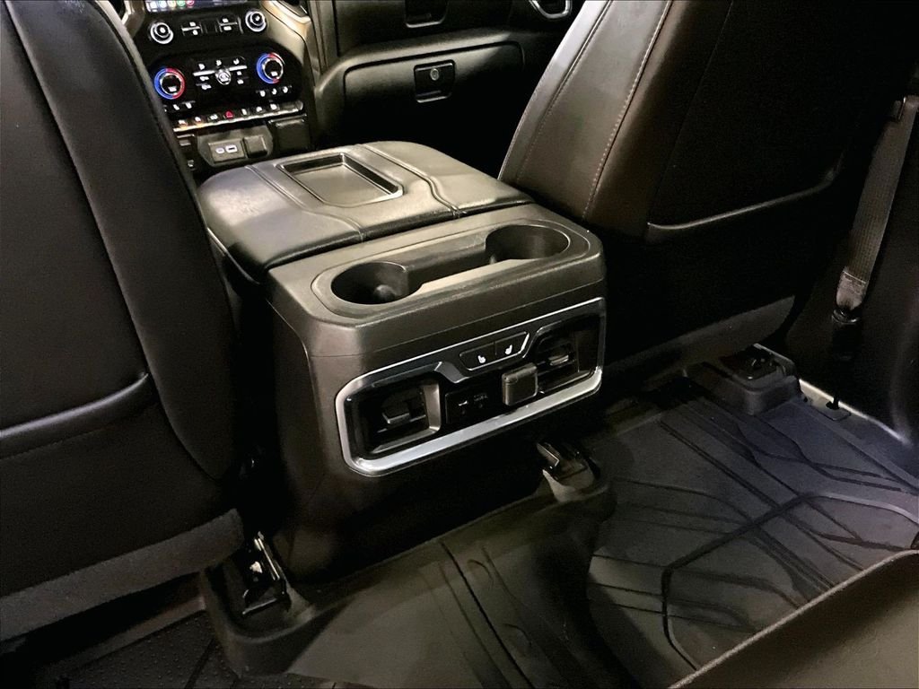 Used 2019 White Chevrolet High Country image 28
