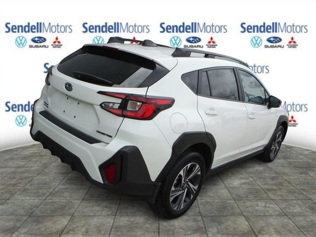 Used 2019 White Subaru Limited image 8