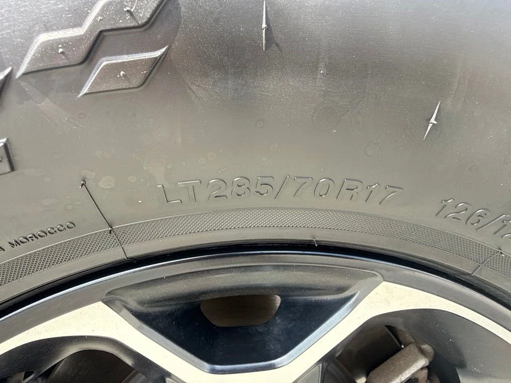 Used 2023 Gray Jeep Rubicon image 29